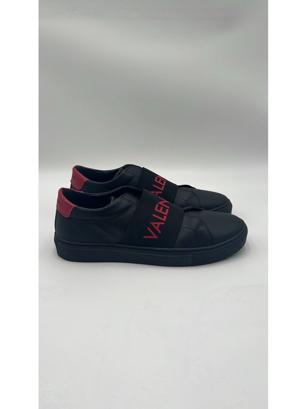 Valentino by Mario Valentino Zeus Slip-On Sneaker Black Leather Size 9.5